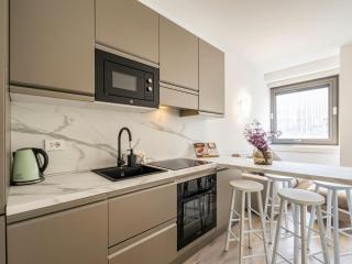 Charming Apartment 230m from Isola M5 - Milan - 8