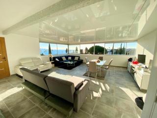 VILLA SUPERBE VUE MER SUR LA BAIE DE BANDOL , 200 m des PLAGES - Sanary-sur-Mer - 9