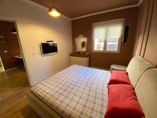 Elis Apartment - 1