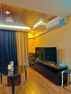 IV’s Condo w/ Netflix and Wi-Fi - Cainta - 1