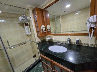 LUXURY HOTEL APARTMENT at GRAND PLAZA SAN STEFANO, PRIME LOCATION with access to MEGA MALL and FOUR SEASONS'S RESTAURANTS - 4