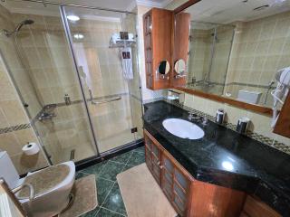 LUXURY HOTEL APARTMENT at GRAND PLAZA SAN STEFANO, PRIME LOCATION with access to MEGA MALL and FOUR SEASONS'S RESTAURANTS - 2
