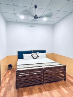 HOTEL SHIVIKA - 6