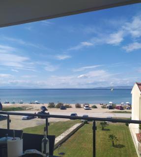 Luxury apartment in front of the Sea in Agia Triada - 0