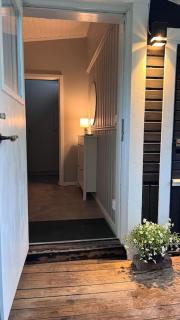 Newly renovated guest house with own patio - Sundsvall - 7