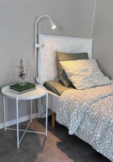 Newly renovated guest house with own patio - Sundsvall - 9