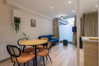 Charming Duplex Nest Newly Renovated - Lione - 9