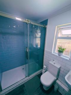 6 Bedroom House, Dartford, Close to Bluewater - Dartford - 7
