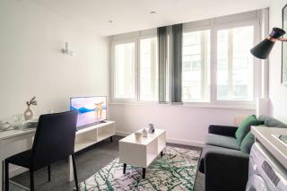 Bright Central Preston 1 Bedroom Apartment - Preston - 6