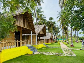 Tamarind Tree Way Side Amenities - Hospet - 5