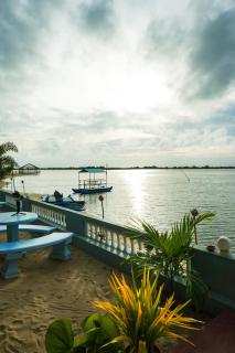 Dinuda Lagoon Hotel - 3