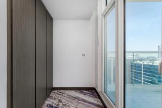 Modern Studio at DAMAC Maison Prive - Dubai - 2