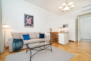 Quiet apartment in the Old Town - Praga - 0