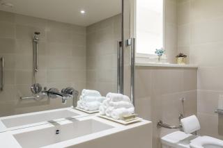 The Quarters Swiss Cottage - 8