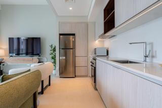 Stylish 2 Bedroom at Vida Residence, Creek Beach - Dubai - 1