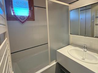 Studio skis aux pieds avec balcon, 3/4 pers., WiFi - FR-1-181-2258 - 1