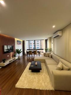 Luxurious Family Residence Facing City Stars Mall - Cairo - 9