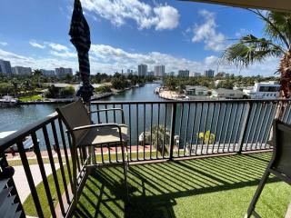 Beautiful Water View Golden Isles - Hallandale Beach - 7