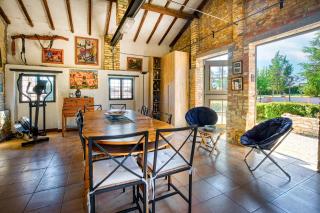 Timeless 19th-Century Villa with Private Pool Oasis - 7