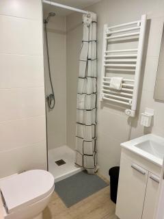 Apartamentos Ribadeo - Madrid - 3