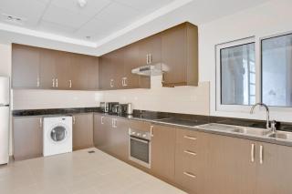 Blueground Duja Tower City View pool gym DXB-1106 - 5