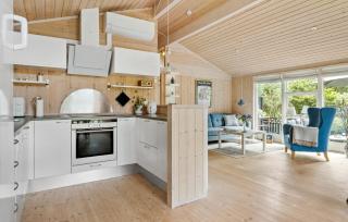 2 Bedroom Cozy Home In Højslev - 5