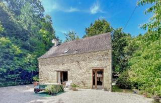 Lovely Home In Paulin With Kitchen - Paulin - 0