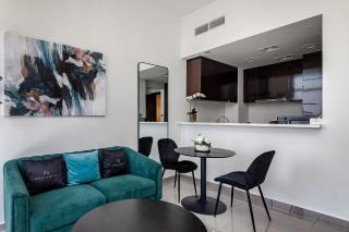 Stylish 1BR at DAMAC Merano Tower with Great View - Dubai - 1