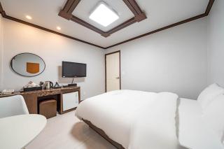 Vovo Hotel - Boryeong - 6