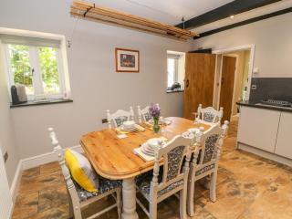 The Old Coach House - Llanferres - 1