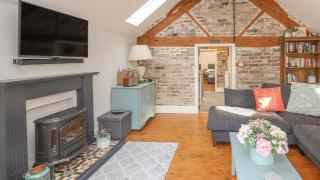 The Old Coach House - 3