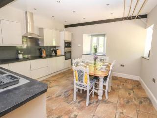 The Old Coach House - Llanferres - 2