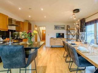 4 Bed in East Cowes 87819 - Newport - 3