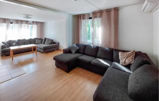 Nice Home In Vislanda With Wifi - 8