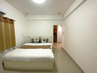 Cozy Corner in the City - 2