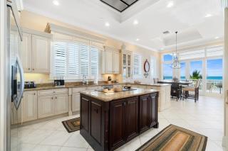 Biltmore Beach House, Luxury 5 Br Beachfront Pool Home, Spa, Sleeps 10 - 7