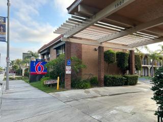 Studio 6 Suites Santa Ana, CA - Santa Ana - 0