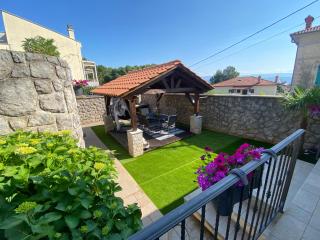 New - Lovran - 0