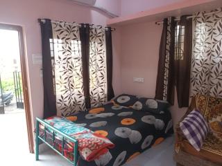 Swami's Yatri nivas - 7