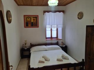 SANTA ROOM-OLD BAZAAR CENTER-Gjirokaster - 7