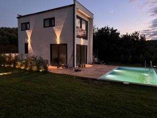 İznik Göl manzaralı lüks Villa - İznik - 1
