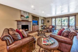 Lv12 luxury villa with hot tub, close to skiing - 9