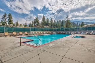 Luxe 4 lake Tahoe Luxury With Hot Tub - Stateline - 0