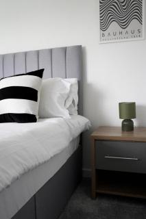 2 BDR House At Caledonia Luxe Stays Short Lets & Serviced Accommodation Lanark - Lanark - 5