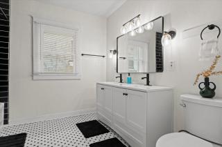 Prime 3BR Unit Next To KU Med & Midtown - Westport - 3
