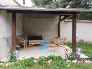 Gîte paisible avec jardin, proche nature et sites historiques, idéale pour détente et activités outdoor. - FR-1-581-138 - 1