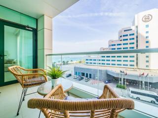 Seaside Elegance 1 BR Al Bateen - Dubai - 4