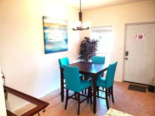 Sun Ray #1A - Pet Friendly, 3min Walk to Beach - South Padre Island - 3