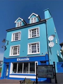 Town Center Beautiful 1 Bed Apartment - 3