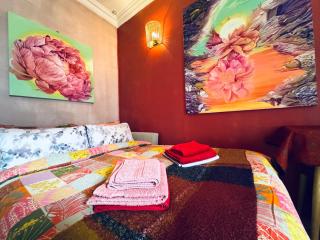 The Prehnite Lounge - Edinburgh - 9